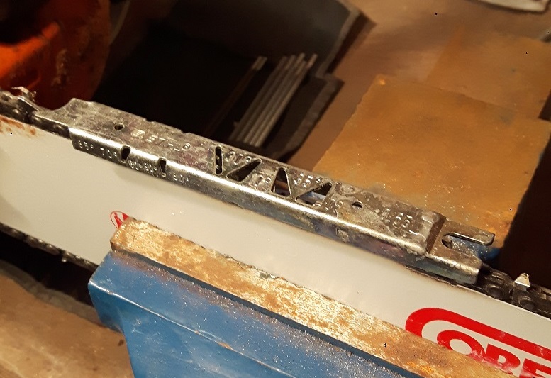 How To Use A Chainsaw Depth Gauge