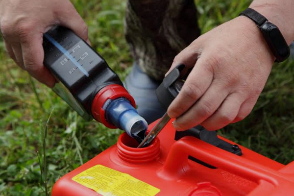 How To Mix Oil And Gas For Leaf Blower