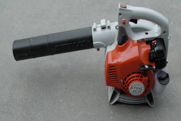 How To Turn Off Leaf Blower